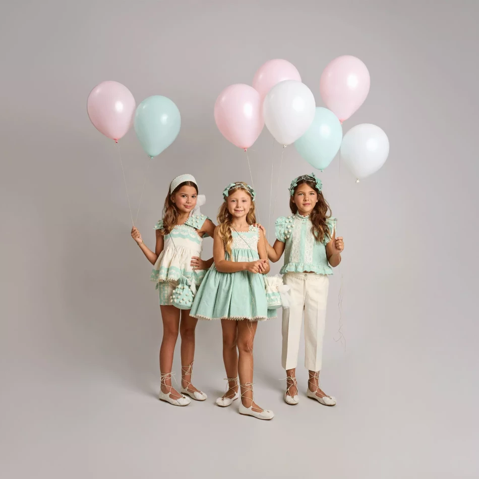 MENTA_0000s_0001_MENTA_05_ROSA_1.4