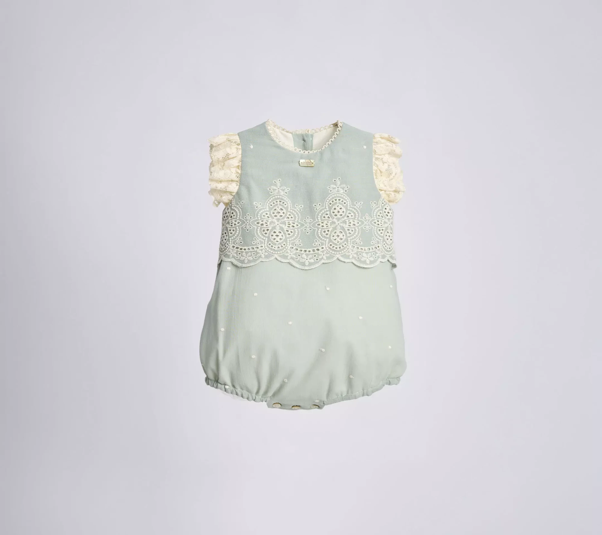 PELELES_0005_GLOW-1.3