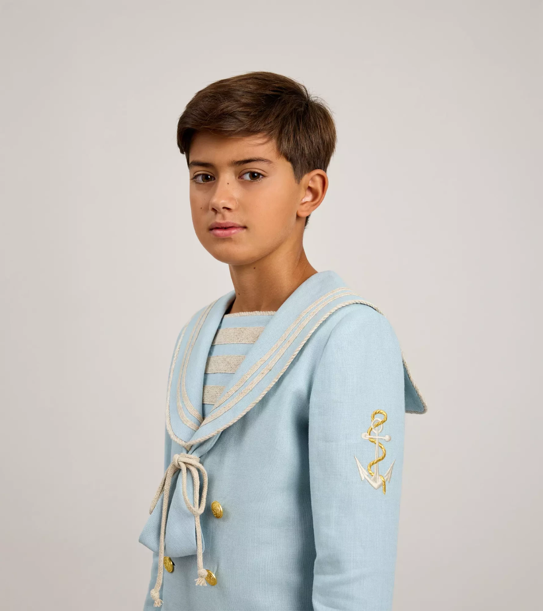 COLECCION-OTOÑO_INVIERNO-2025_0002s_0001_LUIS 02_1.2