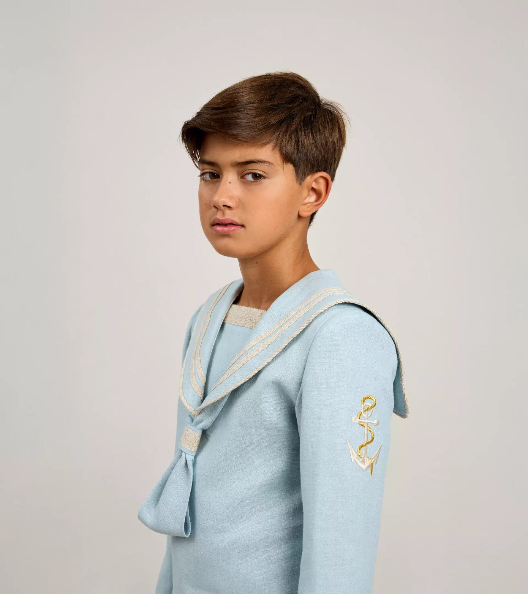 COLECCION-OTOÑO_INVIERNO-2025_0003s_0000_LUIS 01_1