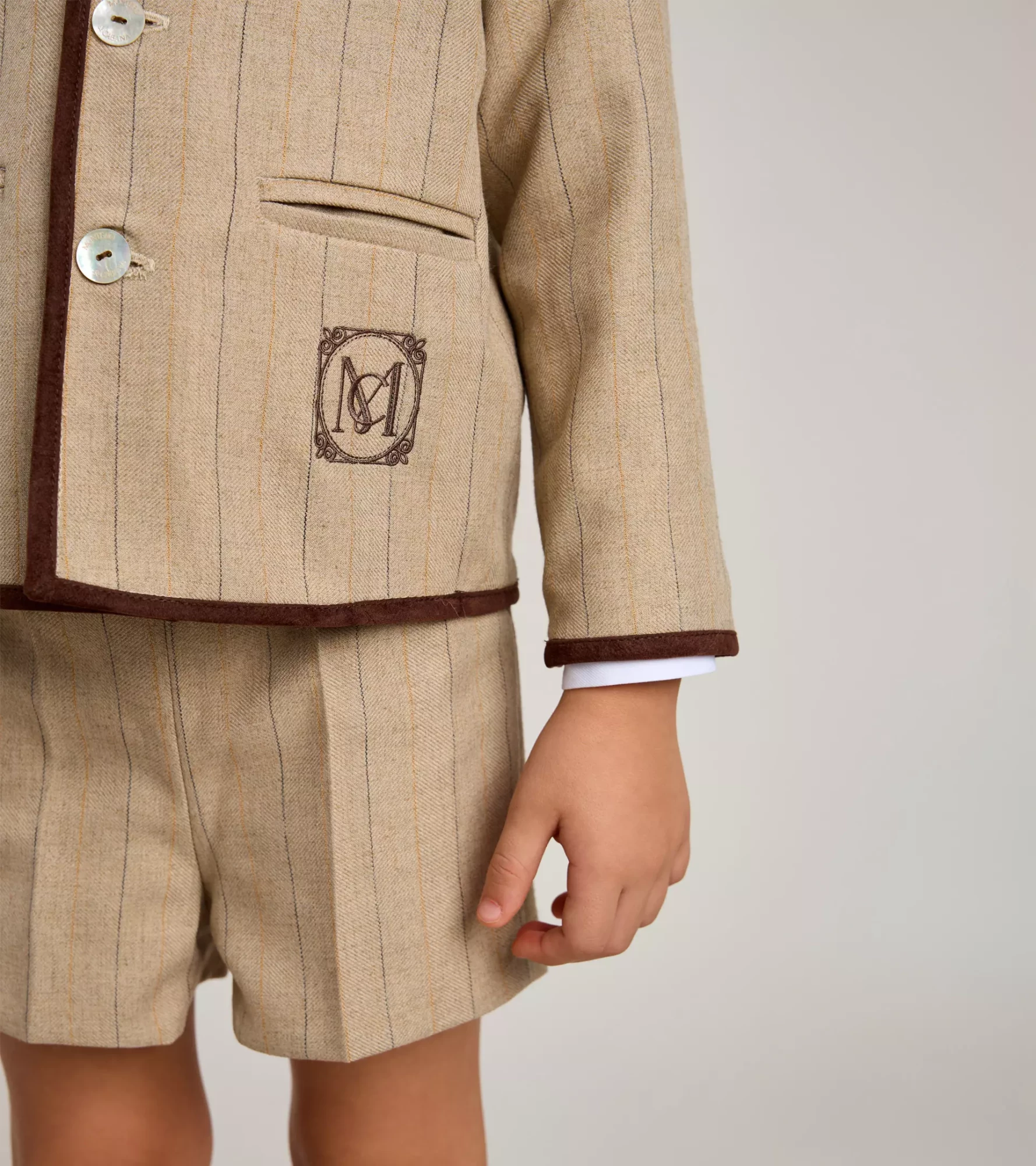 COLECCION-OTOÑO_INVIERNO-2025_0016s_0000_ZERMATT 14 ESPIGA Y RAYA_1.3