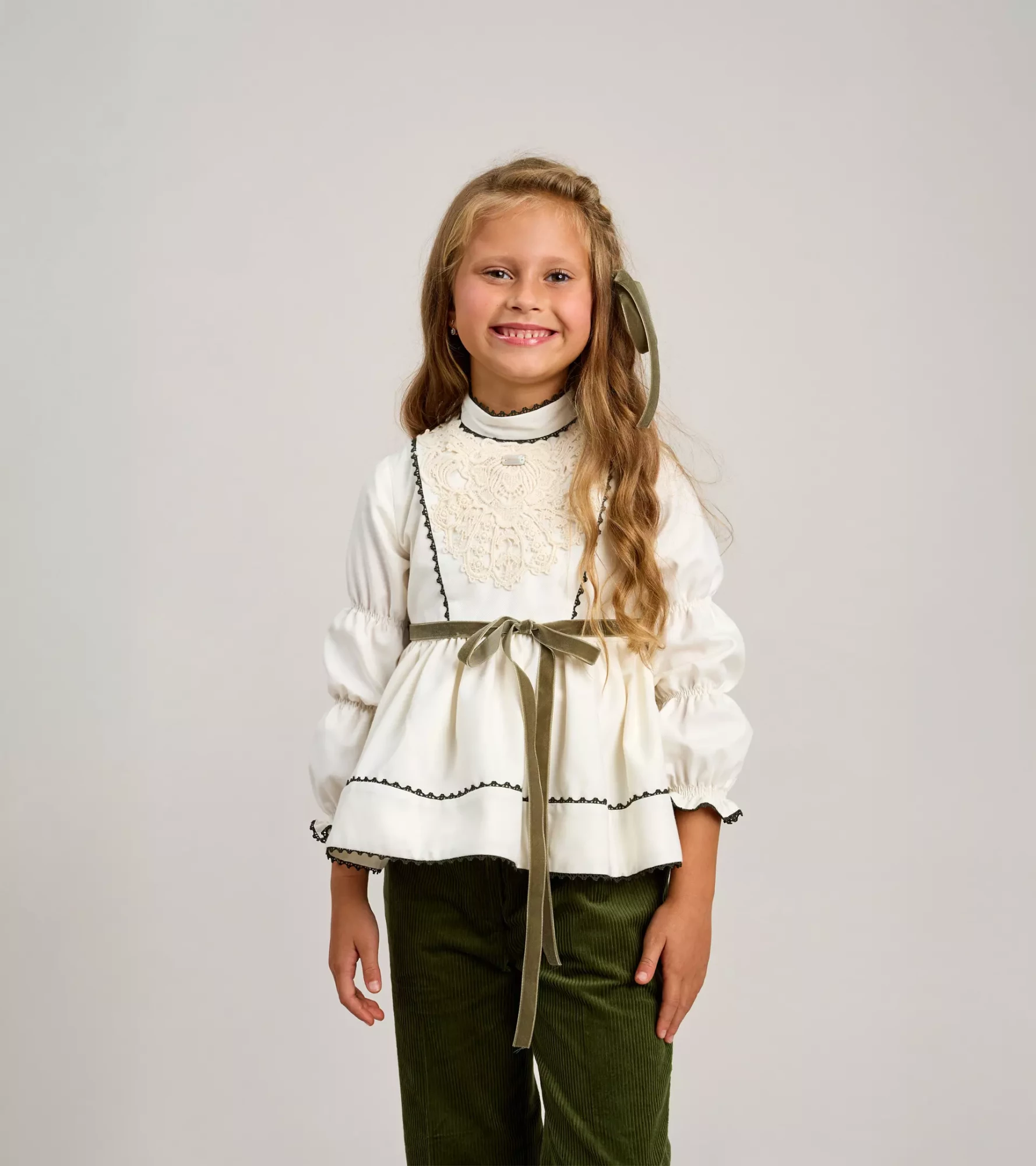 COLECCION-OTOÑO_INVIERNO-2025_0032s_0002_ASPEN 08 CON LAZO