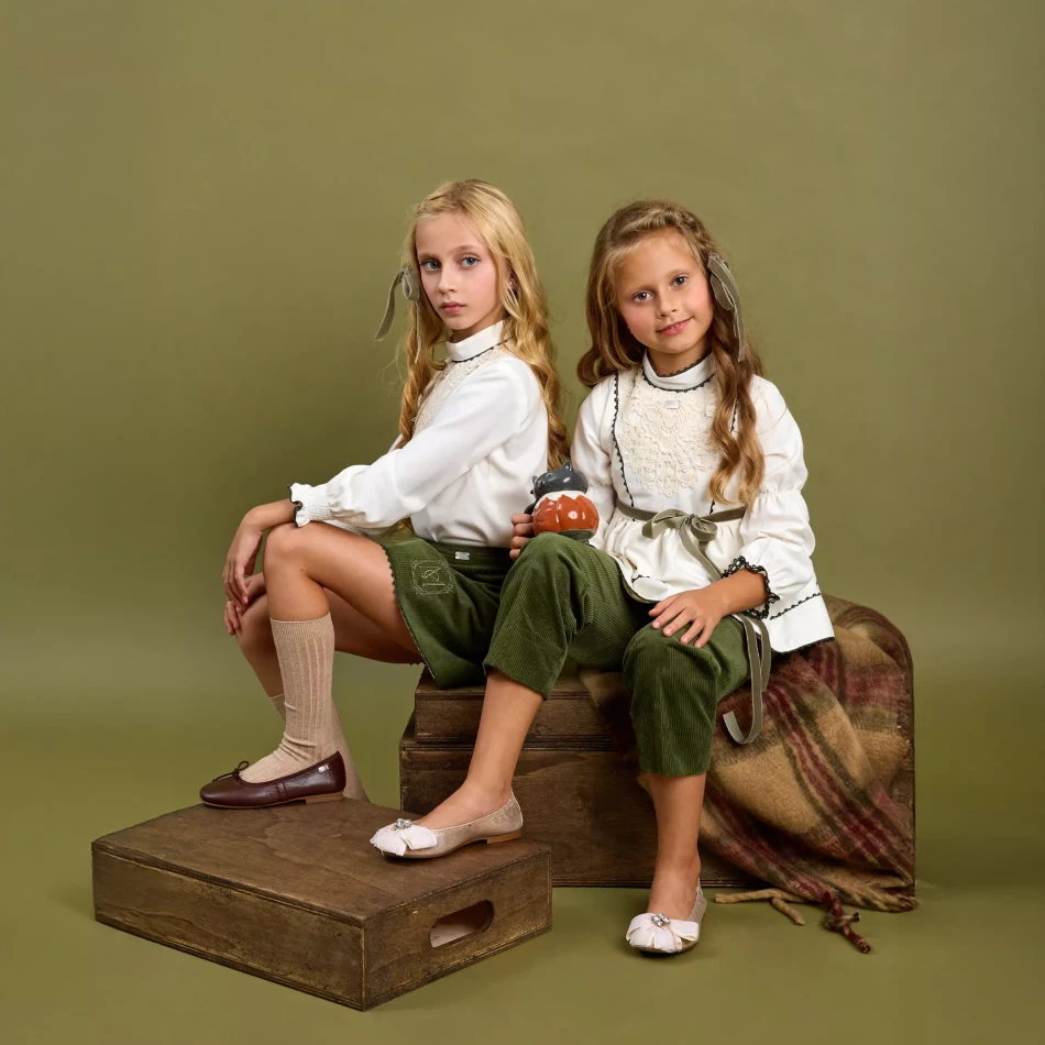 COLECCION-OTOÑO_INVIERNO-2025_0033s_0003_ASPEN 05 CUELLO REDONDO_1.3