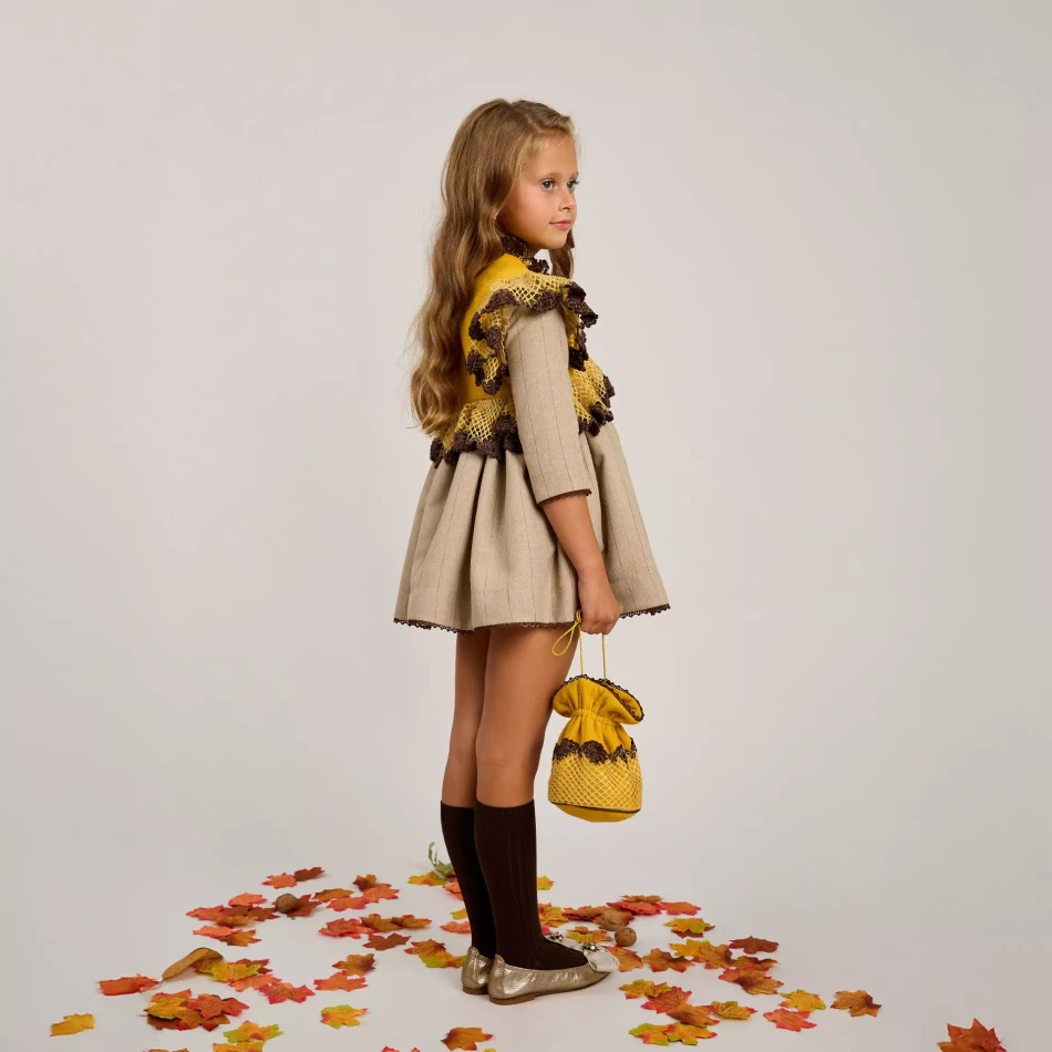 COLECCION-OTOÑO_INVIERNO-2025_0035s_0000_ZERMATT 03 CON CHAQUETA_1.3