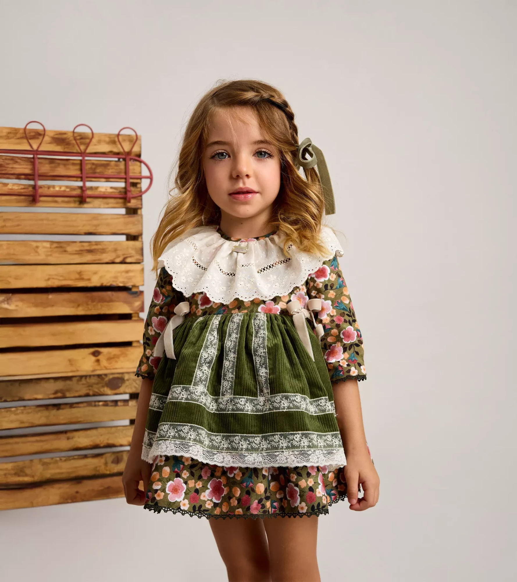 COLECCION-OTOÑO_INVIERNO-2025_0041s_0000_ASPEN 01 CUELLO REDONDO_1