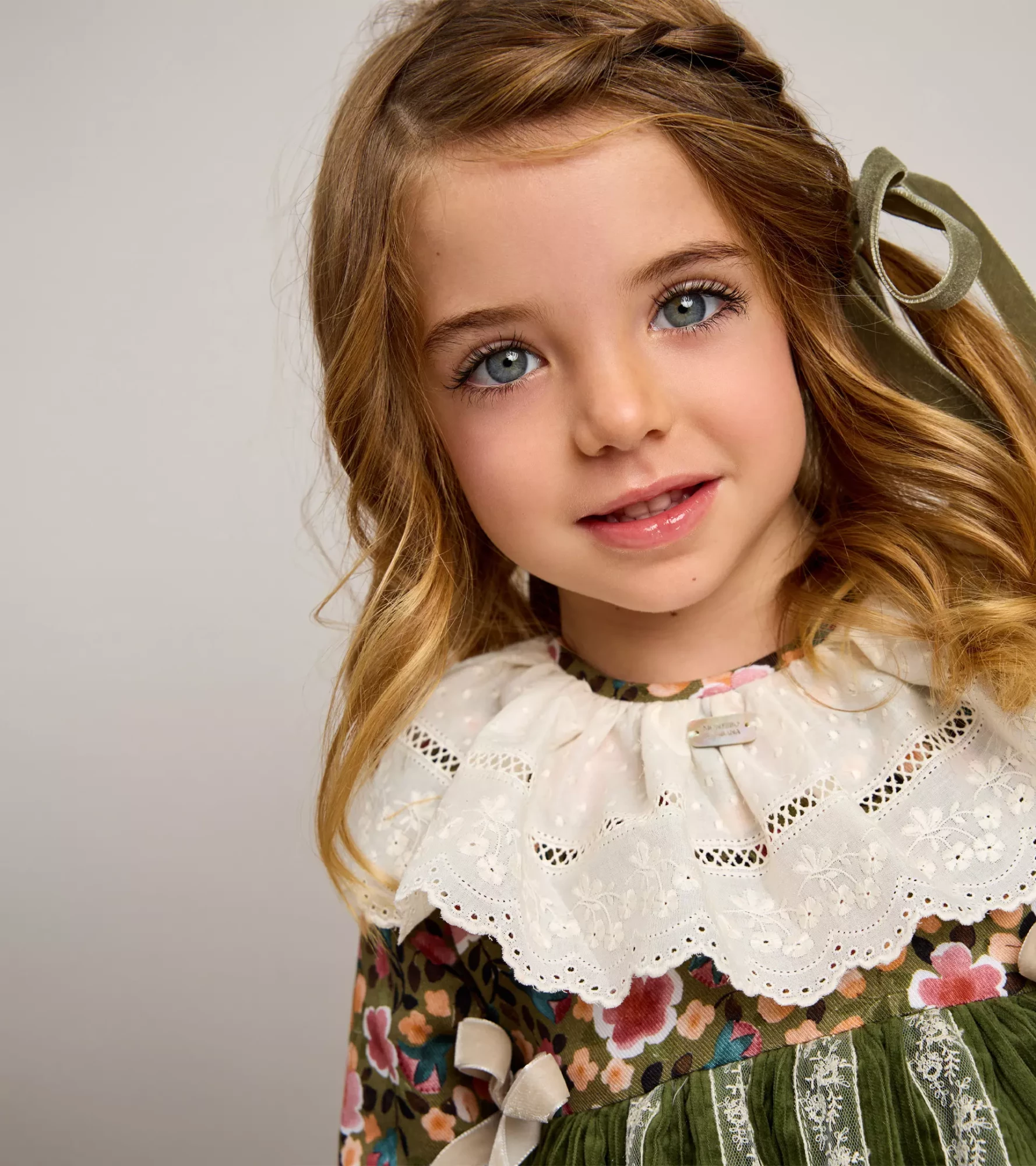 COLECCION-OTOÑO_INVIERNO-2025_0041s_0003_ASPEN 01 CUELLO REDONDO_1.4