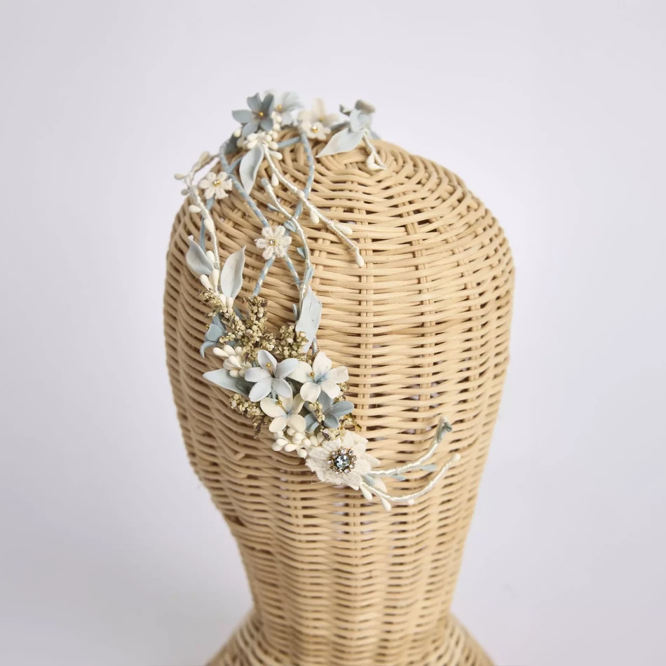 PLANTILLA-MC-PRODUCTOS-960_0000s_0000_OLIVIA 1_0000s_0001_TIARA-DIDADEMA-JIMENA-3